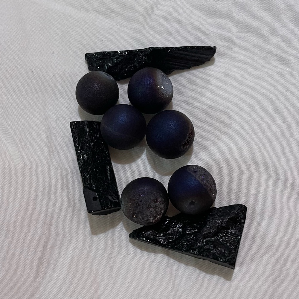 Mixed stone beads